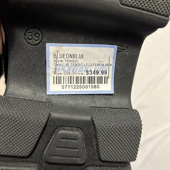 Blueonblue Winter Boots. Never worn! Size 39. - Picture 7 of 7